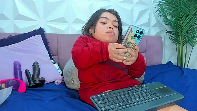 Snapshot of Michelle_Brooks chatting on 01.10.25 Michelle Brooks online show from 01.10.25