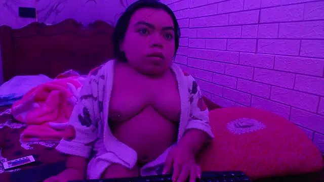 Snapshot of Michelle_Brooks chatting on 02.13.25 Michelle Brooks online show from 02.13.25