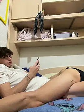 Adriiann  21 online show from 12.12.24