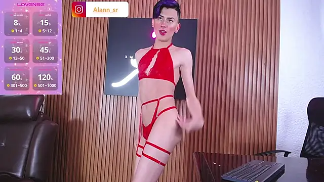 Snapshot of Alann_sr chatting on 02.28.25 Alann sr online show from 02.28.25