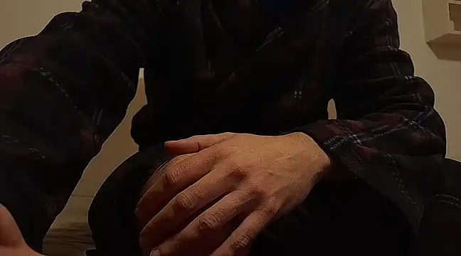 Snapshot of NATURALS2023 chatting on 02.13.25 NATURALS2023 online show from 02.13.25