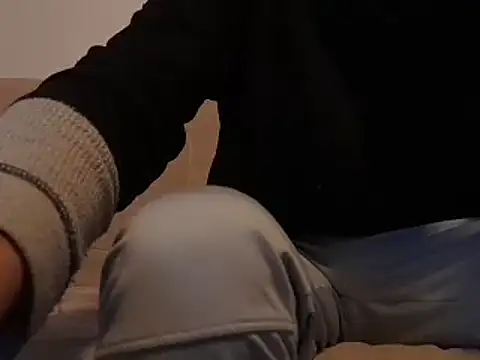 Snapshot of NATURALS2023 chatting on 02.17.25 NATURALS2023 online show from 02.17.25