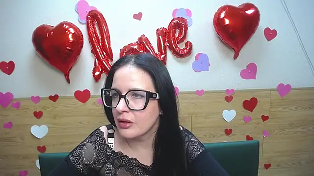 TayaBoret online show from 02.04.25