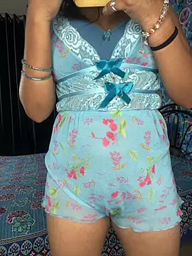 Hot royalbhabhi online show from 02.03.25