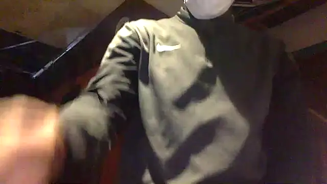 Snapshot of xMaskedManex chatting on 11.13.25 xMaskedManex online show from 11.13.25