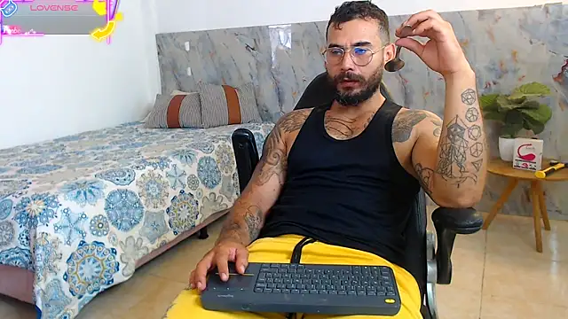 hanz col online show from 10.25.25