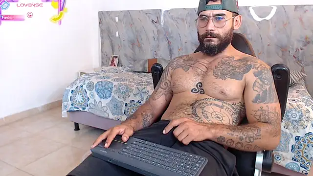 hanz col online show from 12.04.25