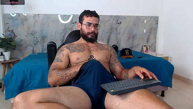 Snapshot of hanz_col chatting on 03.06.26 hanz col online show from 03.06.26