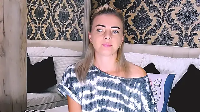 Aly girl1 online show from 09.18.25