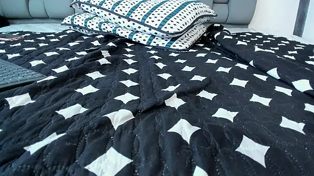 Jade squirtt online show from 01.30.25