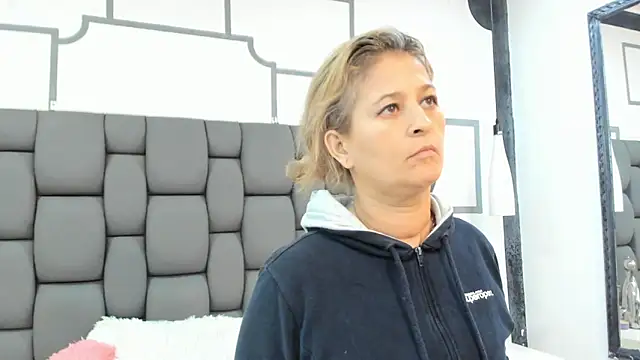 Jade squirtt online show from 10.01.25