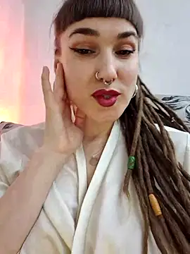 Snapshot of FoxRineHelen chatting on 03.11.25 FoxRineHelen online show from 03.11.25