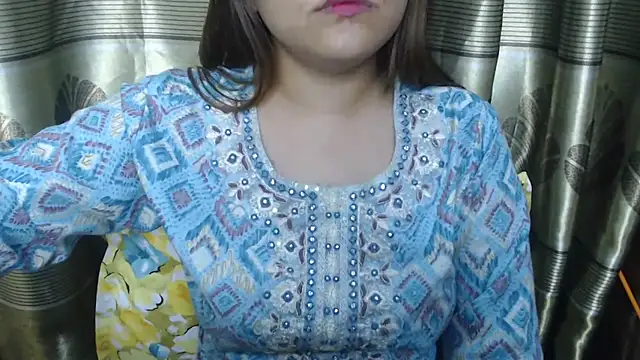 Snapshot of kritika_shrestha2407 chatting on 07.06.26 kritika shrestha2407 online show from 07.06.26