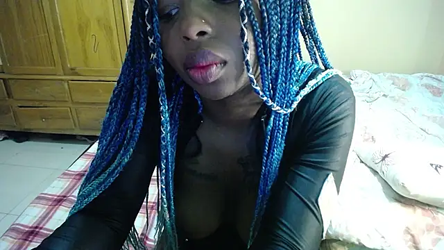  Zooee online show from 02.12.25