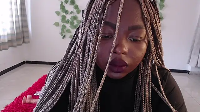  Zooee online show from 09.08.25