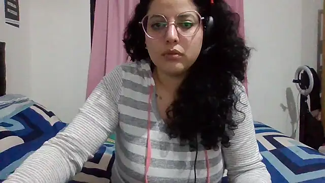 babyluna939 online show from 04.21.26