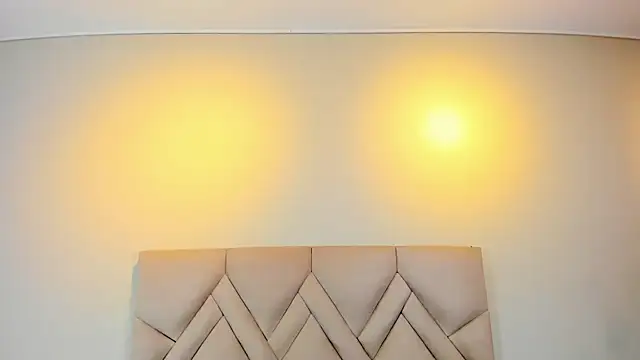 Snapshot of Isis_Osman chatting on 02.22.26 Isis Osman online show from 02.22.26