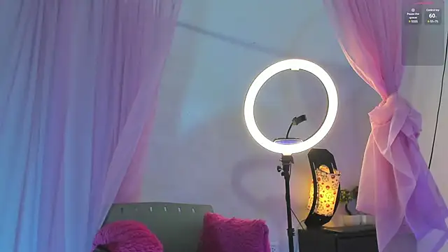 Snapshot of Monica_lopez chatting on 01.23.25 Monica lopez online show from 01.23.25