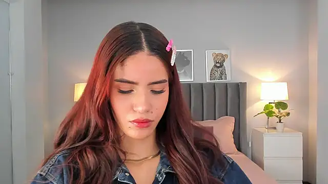 Madie  collins online show from 02.04.25