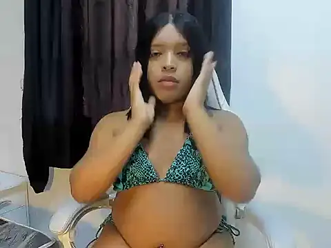 ShanayaKops online show from 11.22.25