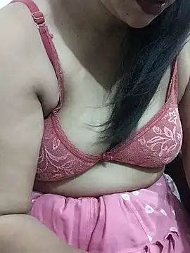 Snapshot of Urmila_bhabhii chatting on 06.12.26 Urmila bhabhii online show from 06.12.26