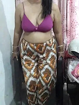 Snapshot of Urmila_bhabhii chatting on 07.02.26 Urmila bhabhii online show from 07.02.26