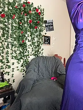 butterflybootyy online show from 10.31.25