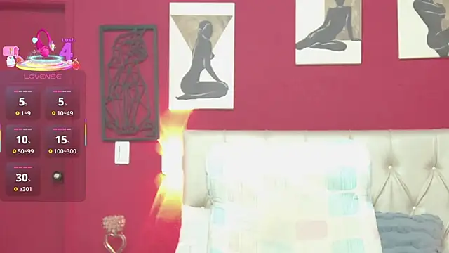 Snapshot of Karol_hot25 chatting on 02.26.26 Karol hot25 online show from 02.26.26