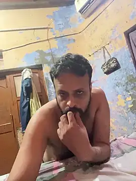 Snapshot of Aaditya-Fucker chatting on 10.04.25 Aaditya-Fucker online show from 10.04.25