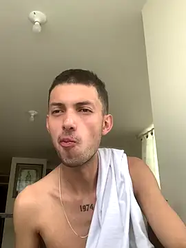 Snapshot of Dylan_west chatting on 10.24.25 Dylan west online show from 10.24.25