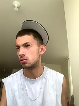 Snapshot of Dylan_west chatting on 10.25.25 Dylan west online show from 10.25.25