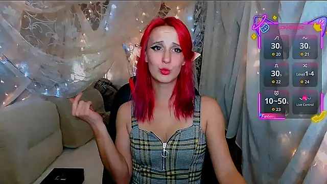 AgathaNoxe online show from 10.10.25