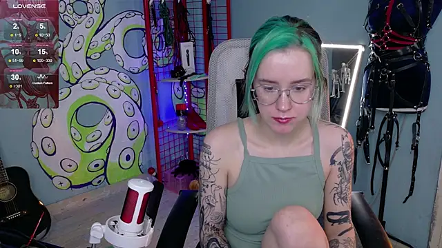 Snapshot of Cumpotik_Eve chatting on 02.14.26 Cumpotik Eve online show from 02.14.26