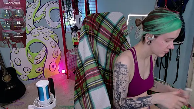 Snapshot of Cumpotik_Eve chatting on 02.18.26 Cumpotik Eve online show from 02.18.26