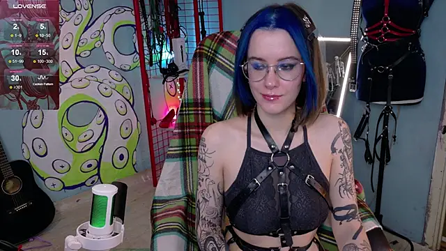 Snapshot of Cumpotik_Eve chatting on 02.20.26 Cumpotik Eve online show from 02.20.26