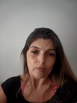 Lizzymontanaa online show from 12.17.25