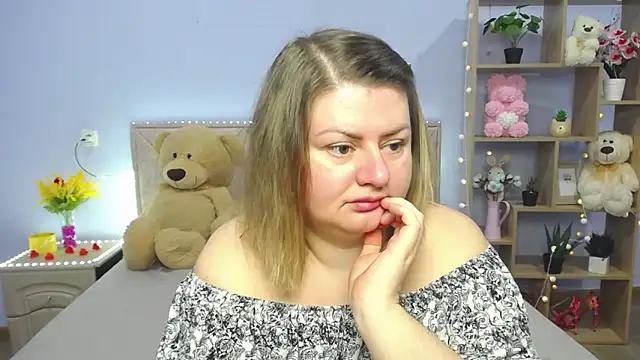 ZannaDreil online show from 03.11.25