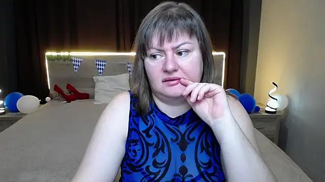 ZannaDreil online show from 09.30.25