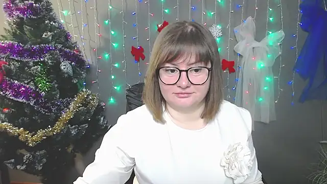 ZannaDreil online show from 12.14.25