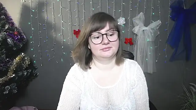 ZannaDreil online show from 12.16.25