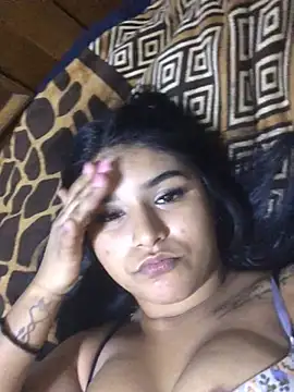 Snapshot of SINUECASTILLO chatting on 03.06.25 SINUECASTILLO online show from 03.06.25