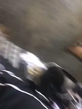 Snapshot of SINUECASTILLO chatting on 03.23.25 SINUECASTILLO online show from 03.23.25