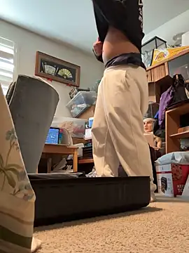 Snapshot of bigasianloads25 chatting on 01.03.25 bigasianloads25 online show from 01.03.25