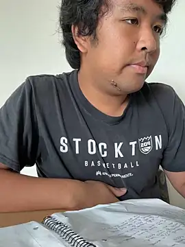 Snapshot of bigasianloads25 chatting on 03.17.25 bigasianloads25 online show from 03.17.25