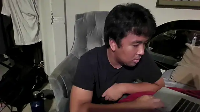 Snapshot of bigasianloads25 chatting on 09.28.25 bigasianloads25 online show from 09.28.25