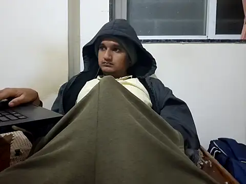 Jonrobinso online show from 12.21.25