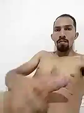 Snapshot of Emilio2034 chatting on 01.26.25 Emilio2034 online show from 01.26.25