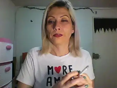 alixia81 online show from 01.19.25