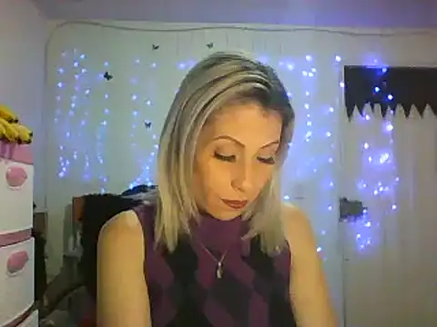 alixia81 online show from 02.11.25