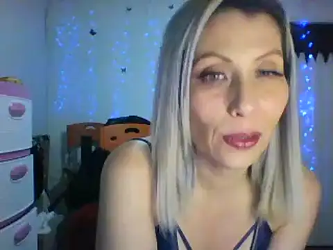 alixia81 online show from 03.02.25